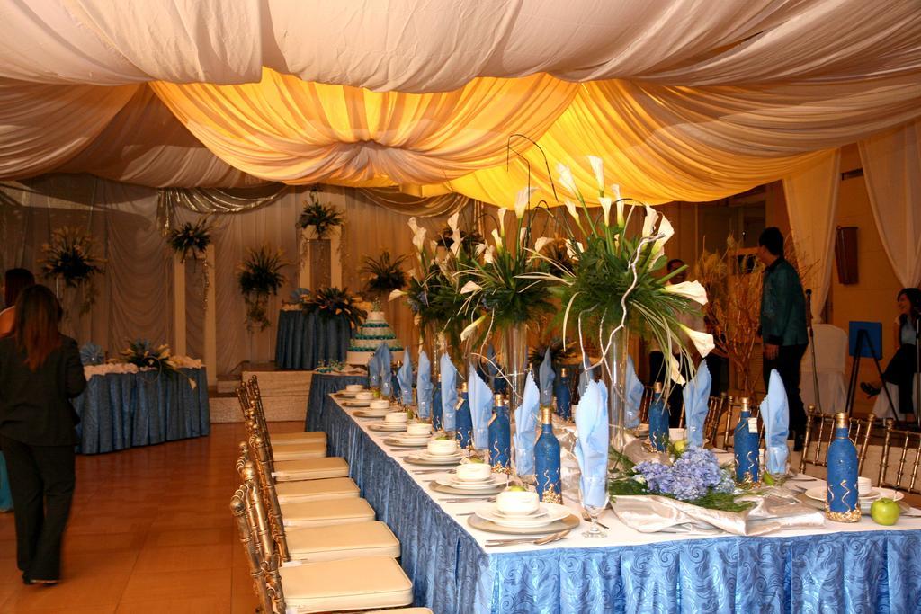 Bacolod Business Inn Exterior photo